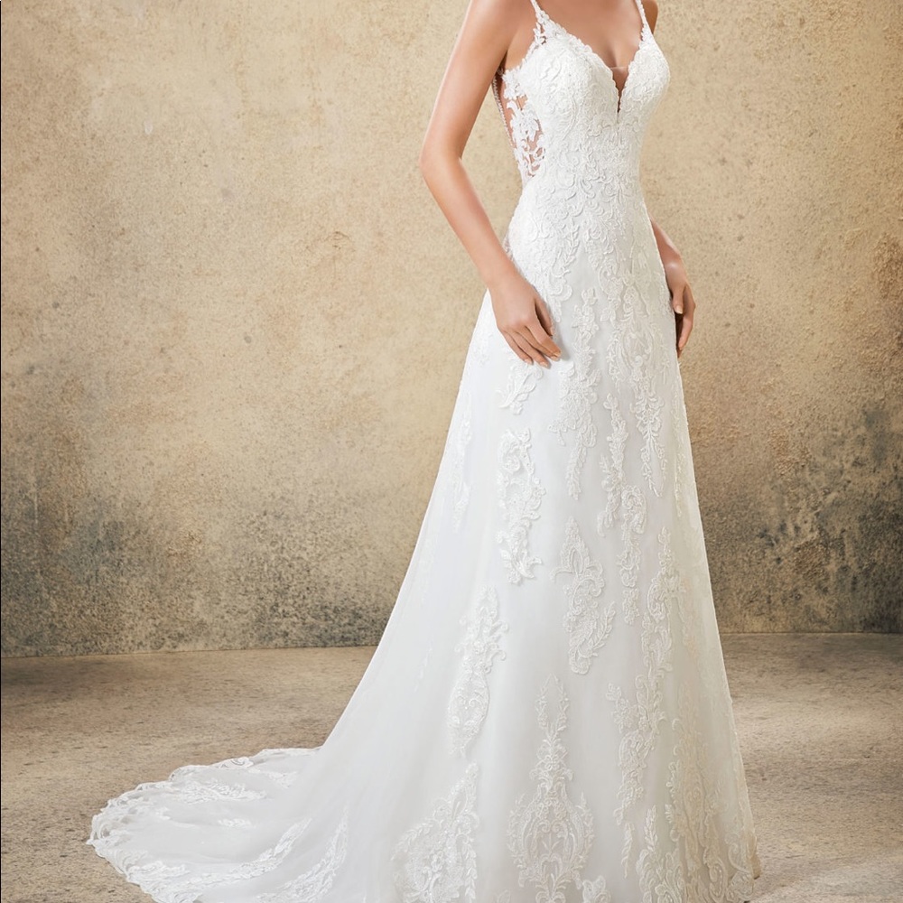 Morilee Ryanne 5767 Size 6 BRAND NEW-Ivory